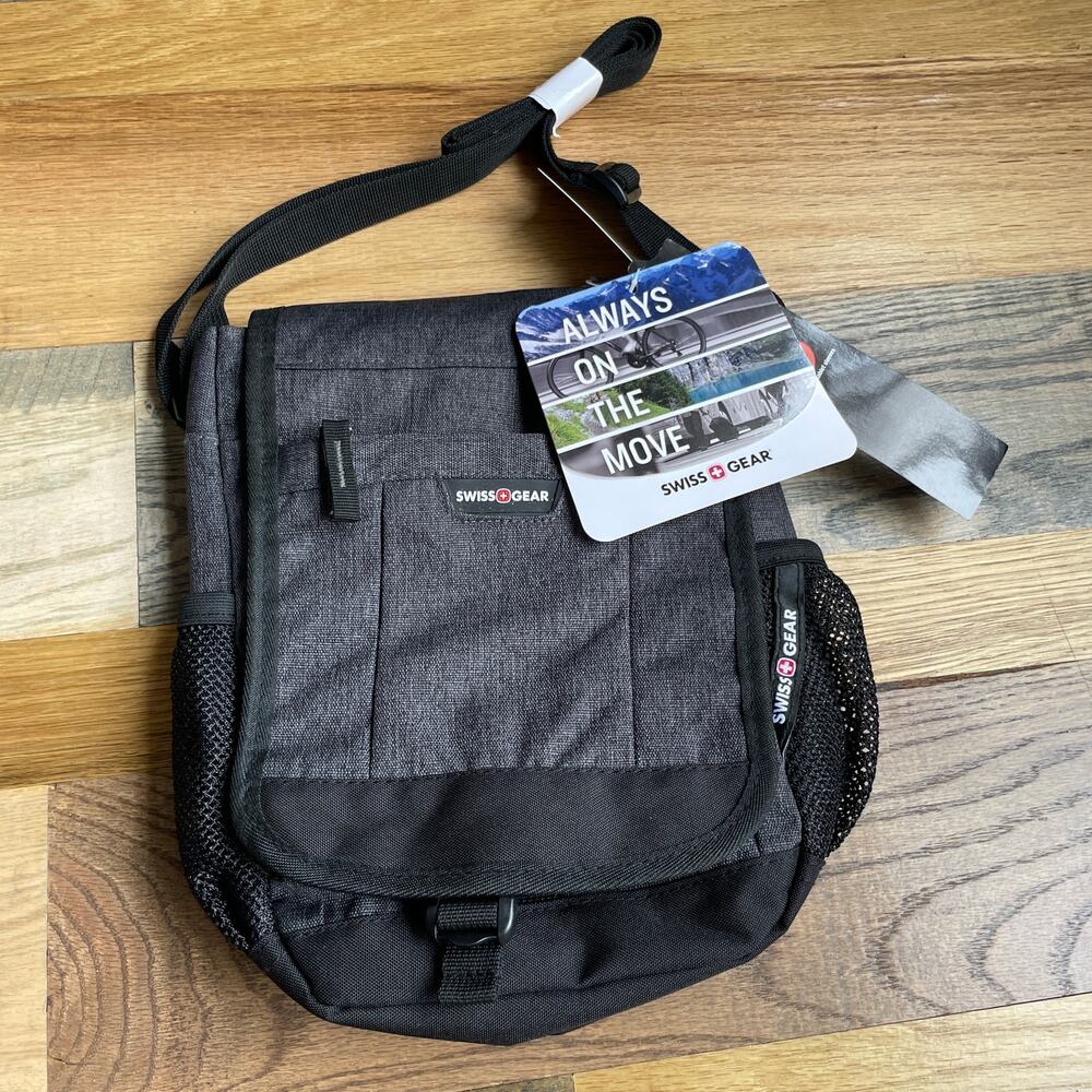 SWISSGEAR 2365 Heather Gray Vertical Boarding Crossbody Travel Bag NWT
